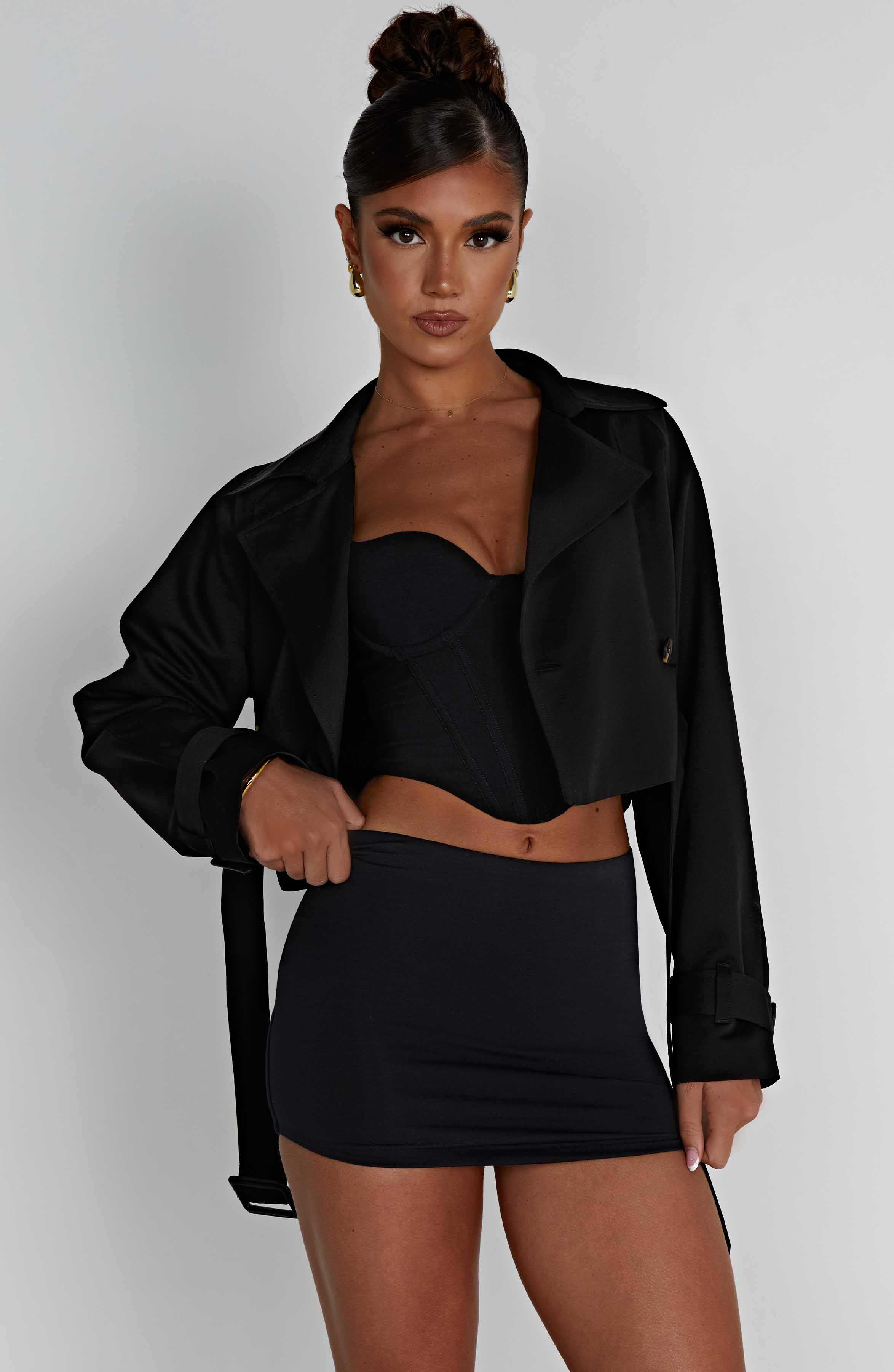 Caprice Beskuren Trenchcoat - Svart